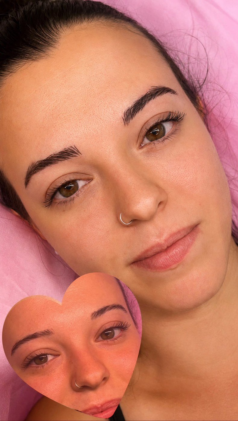 Micropigmentación de cejas: resultado natural, técnica híbrida